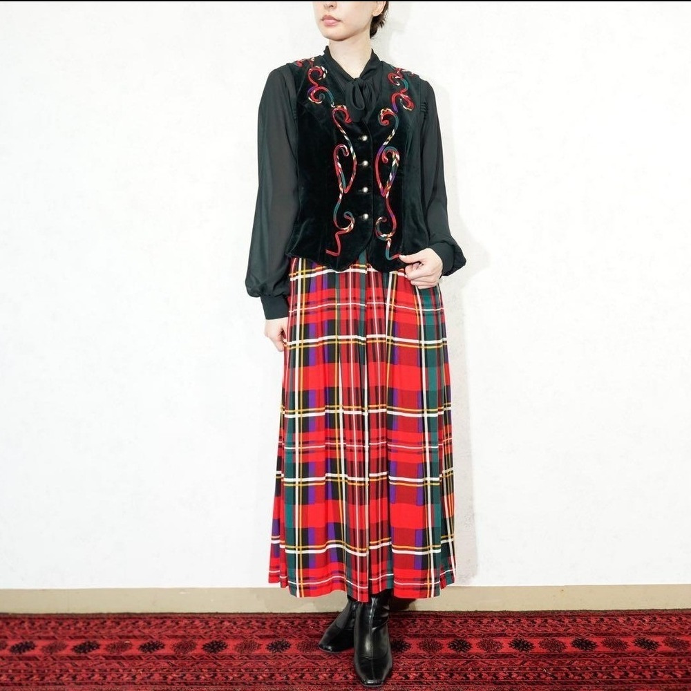 Lanz of Salzburg Women 8 Vintage Dress Velvet Vest Tartan Plaid Skirt Red Winter